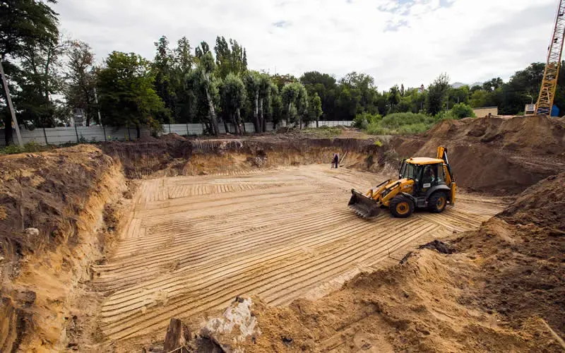 terrassement excavation tranchee 85 vendee-benet
